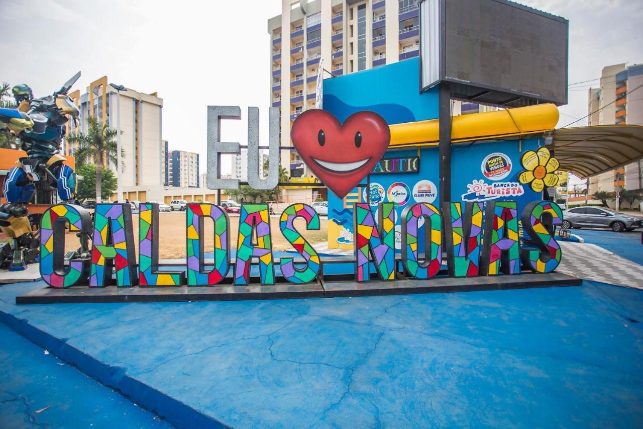 Diroma Fiori Apartment กัลดัสโนวัส ภายนอก รูปภาพ